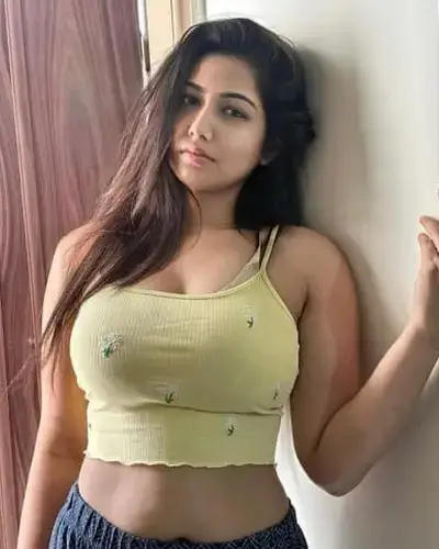 Escorts Dhoraji